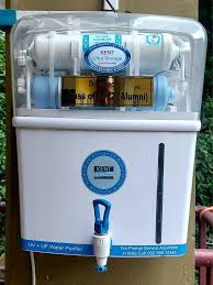 Water filter donated to school